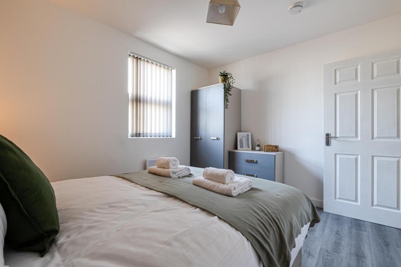 Top Floor Apartment With Private Balcony In Stockport Centre By Hass Haus Dış mekan fotoğraf