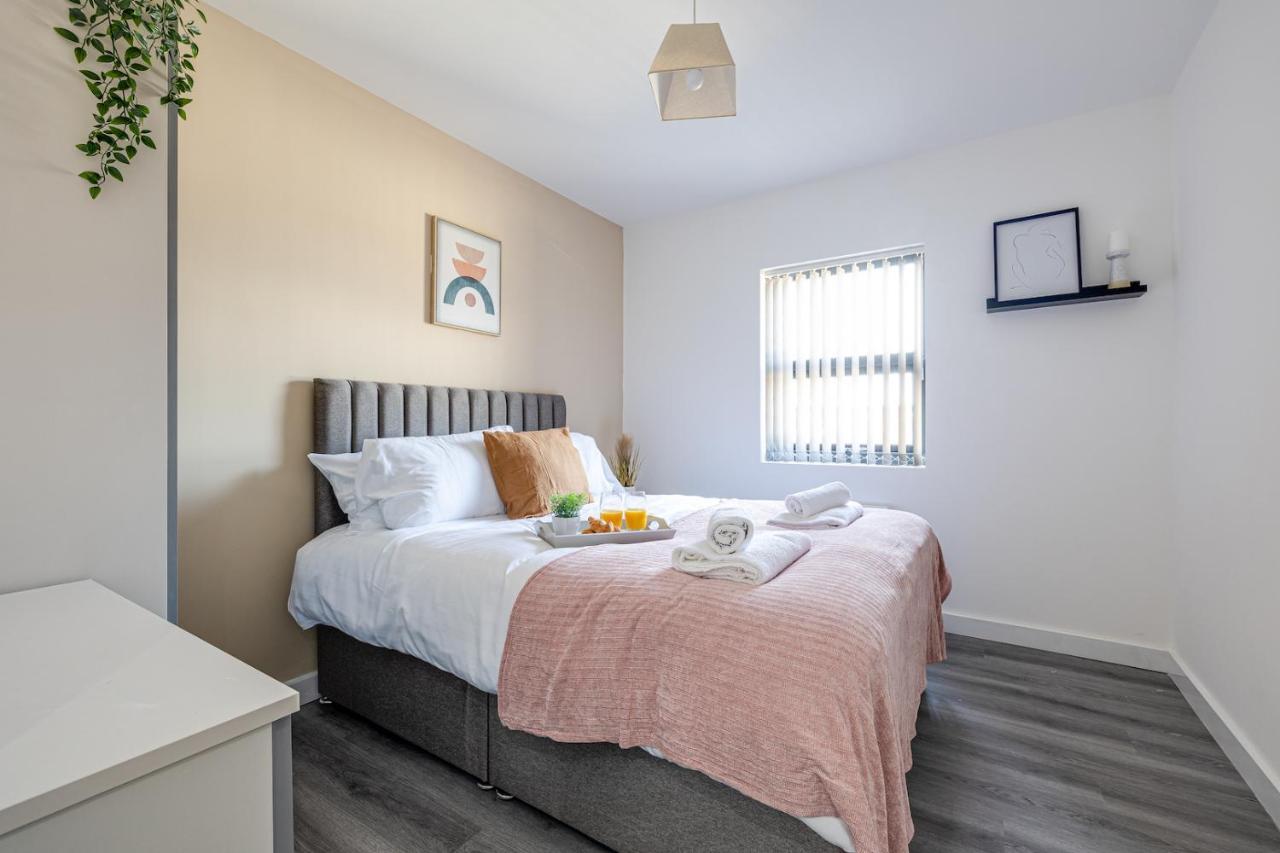 Top Floor Apartment With Private Balcony In Stockport Centre By Hass Haus Dış mekan fotoğraf