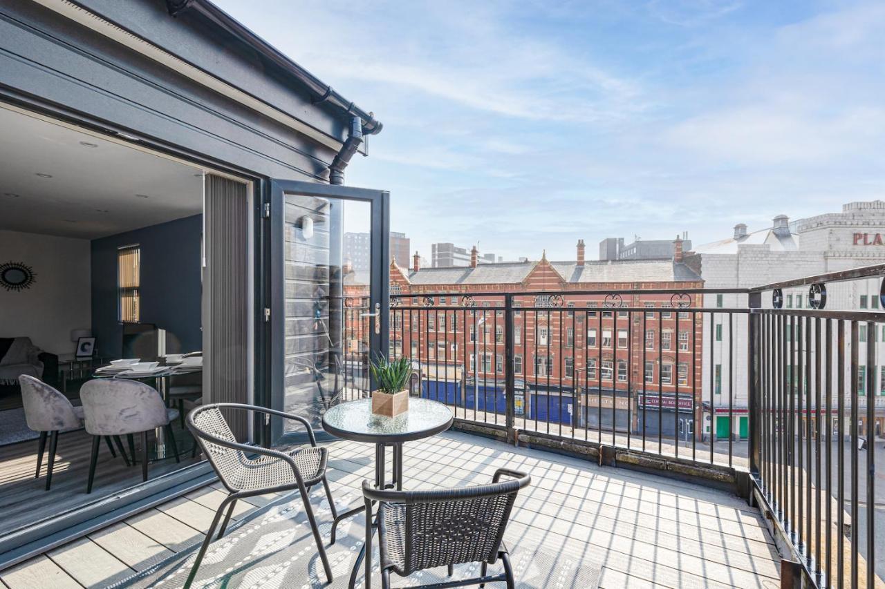Top Floor Apartment With Private Balcony In Stockport Centre By Hass Haus Dış mekan fotoğraf